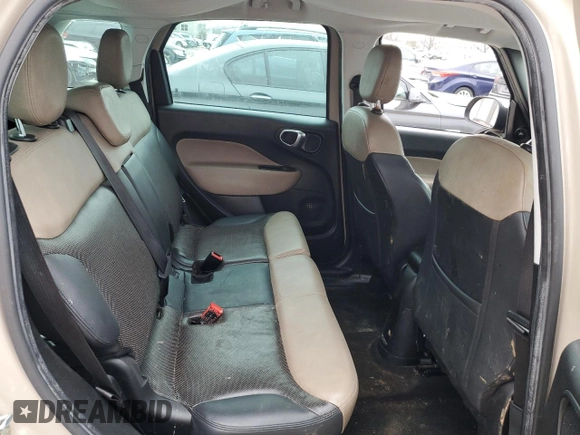 2014 FIAT 500L Lounge with VIN ZFBCFACH1EZ018158, listed as a Copart auction lot 44013195 with 113,260 mi miles and Clean Title. Bid and sale history available at DreamBid. Image 11.