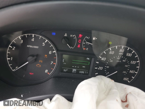 2017 Nissan Sentra S with VIN 3N1AB7AP7HY329463, listed as a Copart auction lot 61061445 with 68,677 mi miles and Clean title. Bid and sale history available at DreamBid. Image 9.