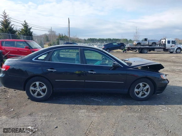 2007 Hyundai Azera GLS with VIN KMHFC46D27A222526, listed as a IAAI auction lot 41222828 with 178,845 mi miles. Bid and sale history available at carsss.com. Image 13.