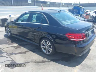 2014 Mercedes-Benz E 350 Sport with VIN WDDHF5KB1EB015573, listed as a IAAI auction lot 42731599 with 233,540 mi miles and . Bid and sale history available at DreamBid. Image 3.
