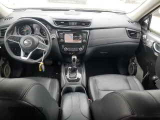 2019 Nissan Rogue SL with VIN 5N1AT2MT8KC786039, listed as a Copart auction lot 51773095 with 33,735 mi miles and Salvage Title. Bid and sale history available at DreamBid. Image 8.
