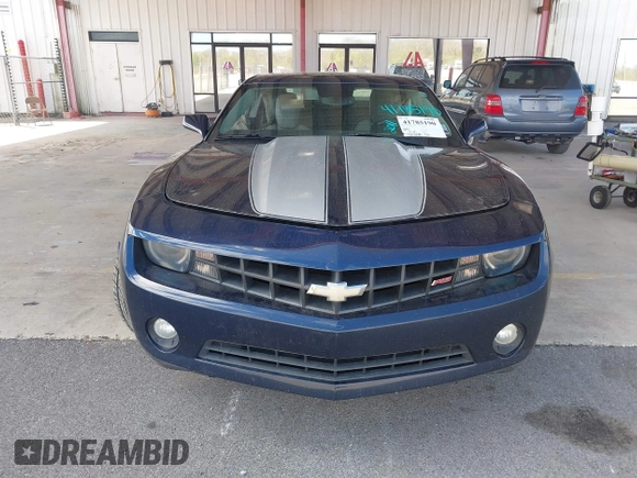 2011 Chevrolet Camaro 2LT с VIN 2G1FC1ED0B9111815, выставлен на аукционе IAAI как лот 41785190 с пробегом 123 224 миль миль и . История ставок и продаж доступна на DreamBid. Изображение 12.