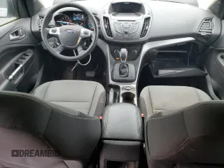 2016 Ford Escape SE z VIN 1FMCU0GX9GUC69200, wystawiony jako Copart lot #57565265 z przebiegiem 131 353 mil mil oraz Czysty tytuł • Clean title. Historia ofert i sprzedaży dostępna na DreamBid. Obrazek 8.