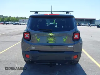 2017 Jeep Renegade Latitude with VIN ZACCJBBB1HPG02268, listed as a IAAI auction lot 41971890 with 69,806 mi miles. Bid and sale history available at carsss.com. Image 16.