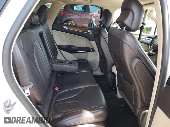 2019 Lincoln MKC Select с VIN 5LMCJ2C98KUL42803, выставлен на аукционе Copart как лот 62611825 с пробегом 118 911 миль миль и Списание • Salvage title. История ставок и продаж доступна на DreamBid. Изображение 10.