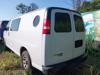 2014 Chevrolet Express Cargo с VIN 1GCSGAFX6E1123365, выставлен на аукционе IAAI как лот 42610325 с пробегом 181 111 миль миль и . История ставок и продаж доступна на DreamBid. Изображение 3.