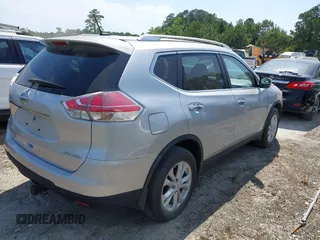 2015 Nissan Rogue SV with VIN KNMAT2MV9FP563268, listed as a IAAI auction lot 42181488 with 112,311 mi miles. Bid and sale history available at carsss.com. Image 4.