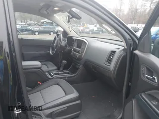 2021 Chevrolet Colorado 4WD Z71 with VIN 1GCGTDEN8M1226062, listed as a IAAI auction lot 41723424 with 20,956 mi miles and . Bid and sale history available at DreamBid. Image 5.