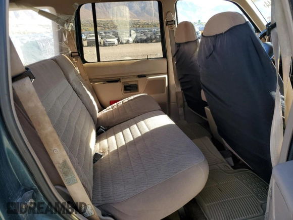 1994 Ford Explorer Eddie Bauer z VIN 1FMDU34X3RUC19020, wystawiony jako Copart lot #79036644 z przebiegiem 423 988 mil mil oraz Szkoda całkowita • Salvage title. Historia ofert i sprzedaży dostępna na DreamBid. Obrazek 10.