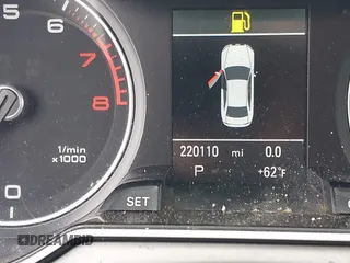 2013 Audi A4 Premium Plus с VIN WAUFFAFLXDN024165, выставлен на аукционе IAAI как лот 42271521 с пробегом 220 110 миль миль и . История ставок и продаж доступна на DreamBid. Изображение 15.