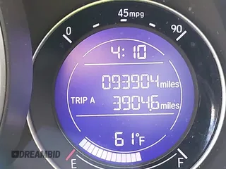 2017 Honda Fit LX with VIN JHMGK5H51HS003395, listed as a IAAI auction lot 41724180 with 93,904 mi miles. Bid and sale history available at carsss.com. Image 16.