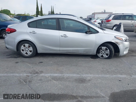 2017 Kia Forte LX with VIN 3KPFK4A71HE096490, listed as a IAAI auction lot 42085810 with 152,924 mi miles. Bid and sale history available at carsss.com. Image 13.
