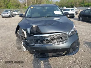 2020 Kia Sorento S z VIN 5XYPG4A54LG706009, wystawiony jako IAAI lot #42168923 z przebiegiem 55 514 mil mil oraz . Historia ofert i sprzedaży dostępna na DreamBid. Obrazek 6.