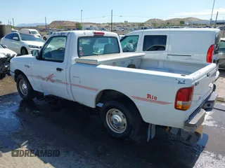 1995 Ford Ranger Splash z VIN 1FTCR10A5SUA65603, wystawiony jako IAAI lot #42461285 z przebiegiem 193 895 mil mil oraz . Historia ofert i sprzedaży dostępna na DreamBid. Obrazek 3.