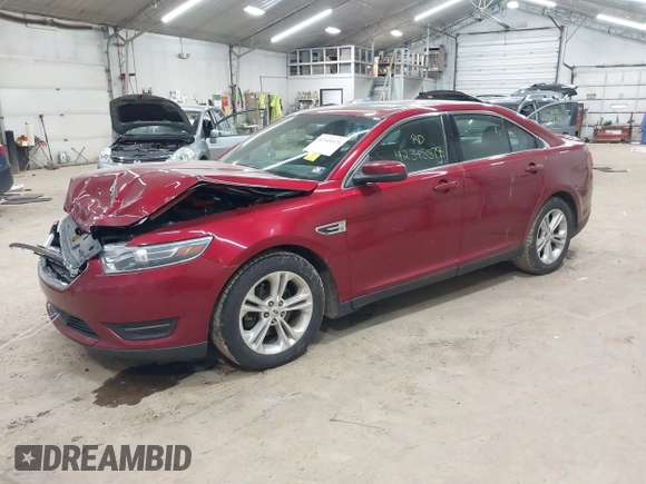 2015 Ford Taurus SEL z VIN 1FAHP2H88FG163179, wystawiony jako IAAI lot #42345579 z przebiegiem 142 424 mil mil oraz . Historia ofert i sprzedaży dostępna na DreamBid. Obrazek 17.
