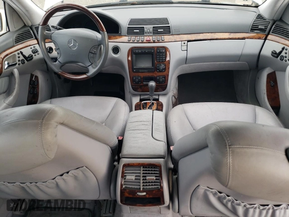 2002 Mercedes-Benz S-Class 5.0L with VIN WDBNG75J42A286054, listed as a Copart auction lot 85111494 with 0 mi miles and Salvage Title. Bid and sale history available at carsss.com. Image 8.