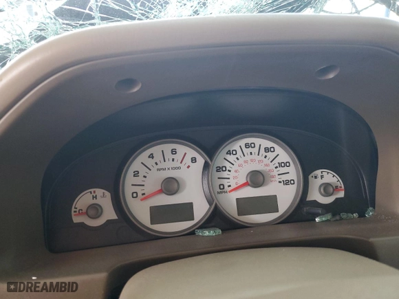 2006 Ford Escape Limited with VIN 1FMYU94106KD09748, listed as a Copart auction lot 44041745 with 0 mi miles and Non Repairable. Bid and sale history available at carsss.com. Image 9.