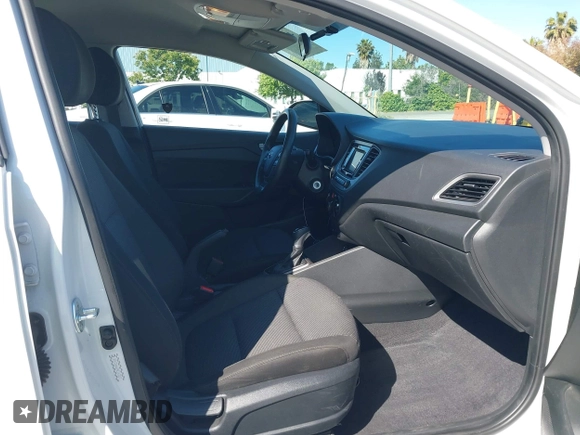 2021 Hyundai Accent SE z VIN 3KPC24A6XME153337, wystawiony jako IAAI lot #42344593 z przebiegiem 86 079 mil mil oraz . Historia ofert i sprzedaży dostępna na DreamBid. Obrazek 5.