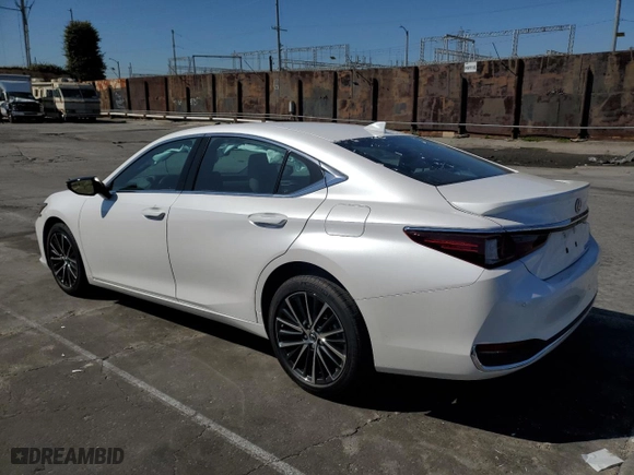 2024 Lexus ES with VIN 58ADA1C1XRU047023, listed as a Copart auction lot 49821505 with 3,205 mi miles and Salvage Title. Bid and sale history available at carsss.com. Image 2.