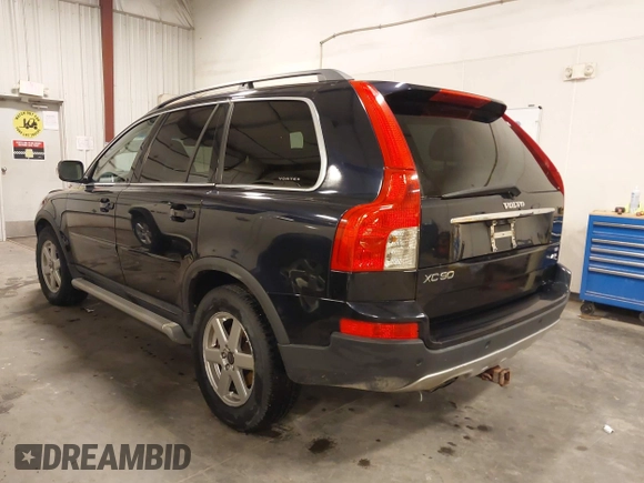 2007 Volvo XC90 I6 with VIN YV4CZ982671353700, listed as a IAAI auction lot 42011095 with 201,566 mi miles and . Bid and sale history available at DreamBid. Image 3.