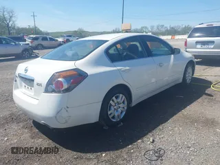 2010 Nissan Altima S with VIN 1N4AL2APXAN478651, listed as a IAAI auction lot 42039326 with 189,917 mi miles and . Bid and sale history available at DreamBid. Image 4.