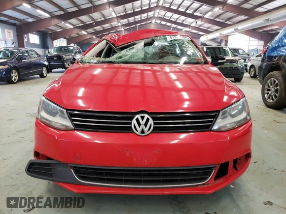 2013 Volkswagen Jetta SE with VIN 3VWDP7AJ8DM419842, listed as a Copart auction lot 81821304 with 159,742 mi miles and Clean title. Bid and sale history available at DreamBid. Image 5.