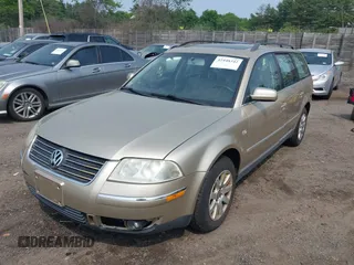 2001 Volkswagen Passat GLS z VIN WVWVD63B61E177862, wystawiony jako IAAI lot #42448342 z przebiegiem 129 455 mil mil oraz . Historia ofert i sprzedaży dostępna na DreamBid. Obrazek 2.