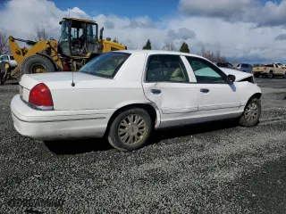2005 Ford Crown Victoria LX with VIN 2FAFP74W35X155475, listed as a Copart auction lot 49471005 with 87,965 mi miles and Salvage Title. Bid and sale history available at carsss.com. Image 3.