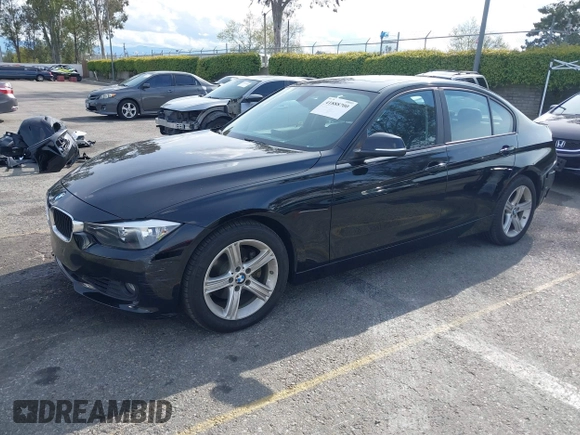 2013 BMW 3 Series 328i with VIN WBA3C1C55DF437722, listed as a IAAI auction lot 41888700 with 70,786 mi miles. Bid and sale history available at carsss.com. Image 19.