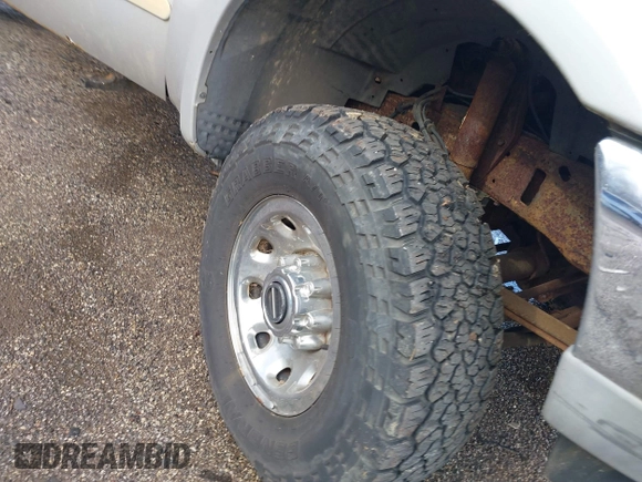2003 Ford F-350 XL with VIN 1FTSX31L83ED76242, listed as a IAAI auction lot 41792210 with 221,495 mi miles and . Bid and sale history available at DreamBid. Image 12.