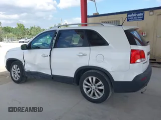 2011 Kia Sorento EX with VIN 5XYKUDA22BG008845, listed as a IAAI auction lot 41911107 with 207,362 mi miles. Bid and sale history available at carsss.com. Image 14.