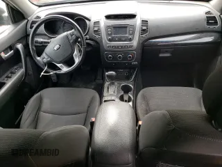 2014 Kia Sorento LX with VIN 5XYKT3A62EG529987, listed as a Copart auction lot 52439325 with 0 mi miles and Clean Title. Bid and sale history available at carsss.com. Image 8.