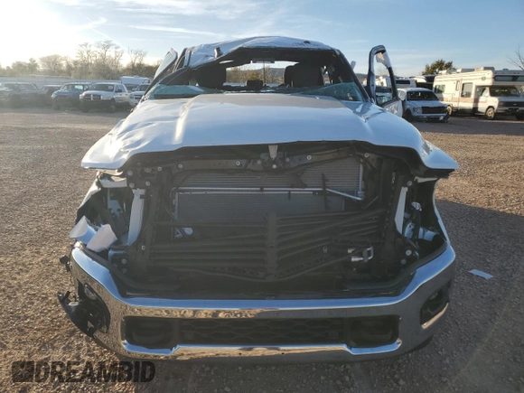 2024 Ram 2500 Big Horn with VIN 3C6UR5DL7RG349374, listed as a Copart auction lot 79817554 with 1,677 mi miles and Salvage Title. Bid and sale history available at carsss.com. Image 5.
