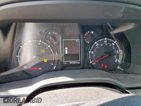 2020 Toyota 4Runner SR5 with VIN JTEBU5JR7L5803463, listed as a Copart auction lot 59528085 with 94,387 mi miles and Salvage title. Bid and sale history available at DreamBid. Image 9.