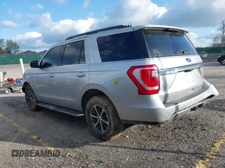 2018 Ford Expedition XLT с VIN 1FMJU1JTXJEA05956, выставлен на аукционе IAAI как лот 42008775 с пробегом 126 356 миль миль и . История ставок и продаж доступна на DreamBid. Изображение 3.