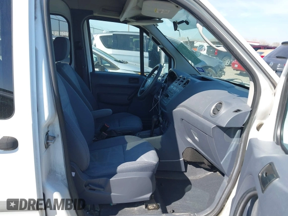2013 Ford Transit Connect XLT z VIN NM0LS6BN7DT150756, wystawiony jako IAAI lot #41650739 z przebiegiem 272 115 mil mil oraz . Historia ofert i sprzedaży dostępna na DreamBid. Obrazek 5.