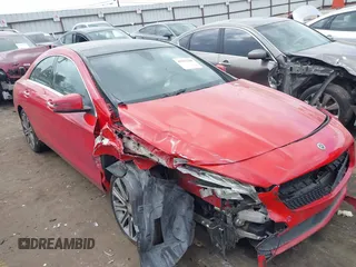 2018 Mercedes-Benz CLA 250 z VIN WDDSJ4GB2JN671975, wystawiony jako IAAI lot #41937289 z przebiegiem 63 000 mil mil oraz . Historia ofert i sprzedaży dostępna na DreamBid. Obrazek 1.