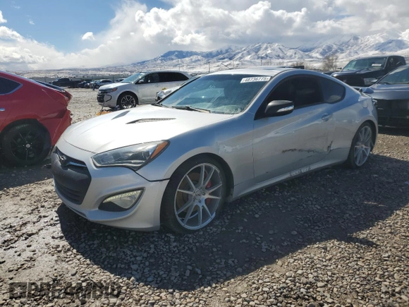 2014 Hyundai Genesis Coupe 3.8 Ultimate with VIN KMHHU6KJ9EU116129, listed as a Copart auction lot 48736775 with 118,779 mi miles and Salvage Title. Bid and sale history available at carsss.com. Image 1.