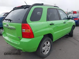2008 Kia Sportage LX with VIN KNDJE723287471835, listed as a IAAI auction lot 41268401 with 200,404 mi miles and . Bid and sale history available at DreamBid. Image 4.