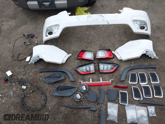2020 Jeep Cherokee Latitude Plus с VIN 1C4PJMLB7LD510391, выставлен на аукционе IAAI как лот 41937165 с пробегом 85 883 миль миль и . История ставок и продаж доступна на DreamBid. Изображение 11.
