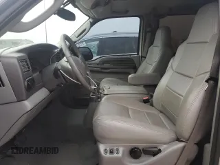 2003 Ford Excursion Special Serv с VIN 1FMNU40L23ED68663, выставлен на аукционе Copart как лот 50488915 с пробегом 178 053 миль миль и Списание • Salvage title. История ставок и продаж доступна на DreamBid. Изображение 7.