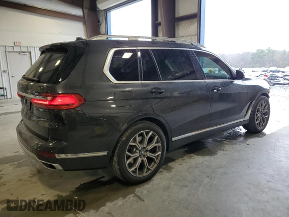 2021 BMW X7 xDrive40i with VIN 5UXCW2C0XM9H51936, listed as a Copart auction lot 45892475 with 49,554 mi miles and Salvage Title. Bid and sale history available at carsss.com. Image 3.