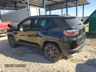 2019 Jeep Compass High Altitude z VIN 3C4NJDCBXKT670605, wystawiony jako Copart lot #84103494 z przebiegiem 76 347 mil mil oraz Szkoda całkowita • Salvage title. Historia ofert i sprzedaży dostępna na DreamBid. Obrazek 2.