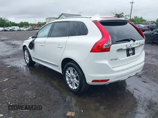 2015 Volvo XC60 T5 Drive-E Premier with VIN YV440MDK4F2742688, listed as a IAAI auction lot 42305798 with 68,206 mi miles and . Bid and sale history available at DreamBid. Image 3.