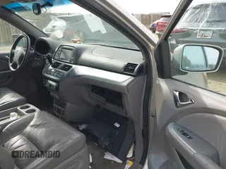 2008 Honda Odyssey Touring с VIN 5FNRL38828B039387, выставлен на аукционе IAAI как лот 41843555 с пробегом 218 070 миль миль и . История ставок и продаж доступна на DreamBid. Изображение 5.