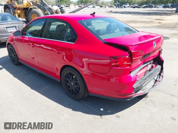 2017 Volkswagen Jetta GLI z VIN 3VW4T7AJ3HM350575, wystawiony jako IAAI lot #42303994 z przebiegiem 168 622 mil mil oraz . Historia ofert i sprzedaży dostępna na DreamBid. Obrazek 3.