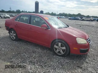 2008 Volkswagen Jetta SE z VIN 3VWRM71K38M014484, wystawiony jako Copart lot #60984555 z przebiegiem 164 334 mil mil oraz Szkoda całkowita • Salvage title. Historia ofert i sprzedaży dostępna na DreamBid. Obrazek 4.