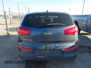 2016 Kia Sportage LX with VIN KNDPB3AC5G7868063, listed as a IAAI auction lot 42071089 with Not Provided miles. Bid and sale history available at carsss.com. Image 16.
