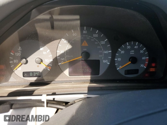 2000 Mercedes-Benz CLK 320/430 z VIN WDBLK70G1YT035376, wystawiony jako Copart lot #73714524 z przebiegiem 107 262 mil mil oraz Nie do naprawy • Non repairable. Historia ofert i sprzedaży dostępna na DreamBid. Obrazek 9.