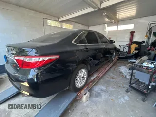 2017 Toyota Camry XLE with VIN 4T1BF1FK3HU349322, listed as a Copart auction lot 54959135 with 71,125 mi miles and Clean Title. Bid and sale history available at carsss.com. Image 4.